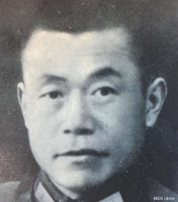那个被所有人遗忘的人,撑起了整场战争最孤独的脊梁 新闻 那个被所有人遗忘的人,撑起了整场战争最孤独的脊梁 新闻
