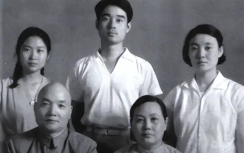  红色家风的技术解码：孔继宁档案背后的权力逻辑与身份管理 新闻 红色家风的技术解码：孔继宁档案背后的权力逻辑与身份管理 新闻 红色家风的技术解码：孔继宁档案背后的权力逻辑与身份管理 新闻