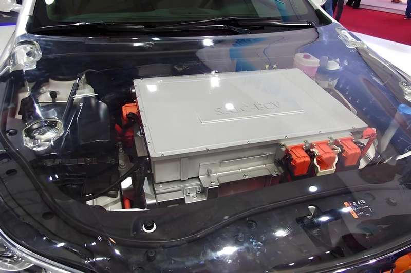 固态电池能量密度突破400Wh/kg:奇瑞星途ES8的技术底牌与市场变局 汽车科技